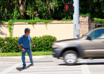 California decriminalizes jaywalking in new law