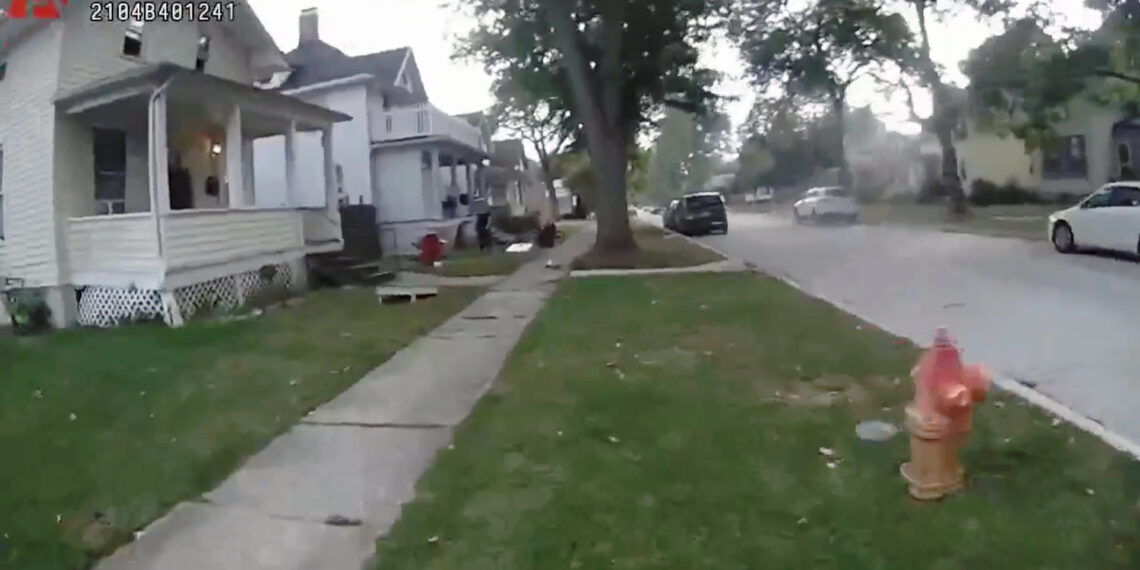 Michigan officer rescues choking baby