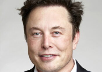 Experts Outraged 'Immature Dilettante' Elon Musk Spoke to Putin Before Urging Ukraine Cede Territory to Russia