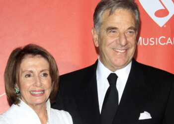 Pelosi Home 'Specifically Targeted' by Assailant Who Beat Speaker's Husband With Hammer: Reports