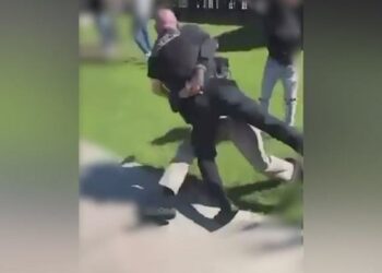 Florida high school student body slams police officer – Law Officer