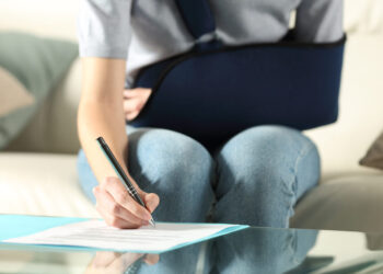 Settling a Personal Injury Claim with an Insurance Company