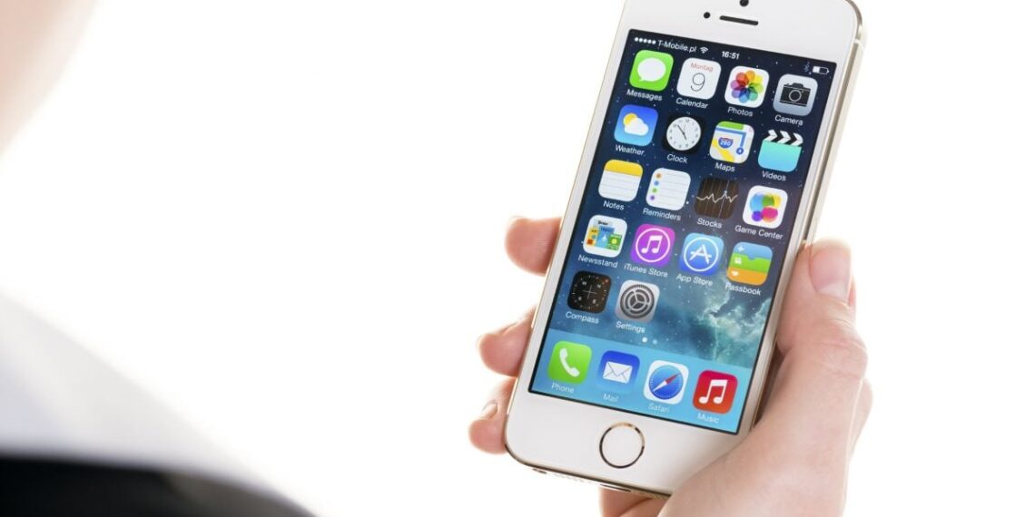 Oxford Math Graduate Hedge Fund Billionaire Is Sick Of Linking His Devices Himself