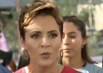 Reporter Schools Kari Lake as She's Accused of Spreading Election Disinformation