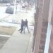 Smith and the off-duty cop fight after the would-be thief attacked the officer.