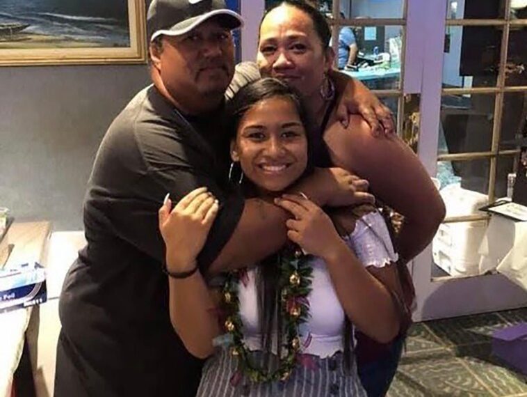 Laulusa and her family.