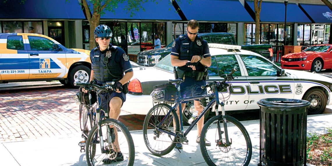 Florida’s recruitment program lures Chicago police officers to the Sunshine State