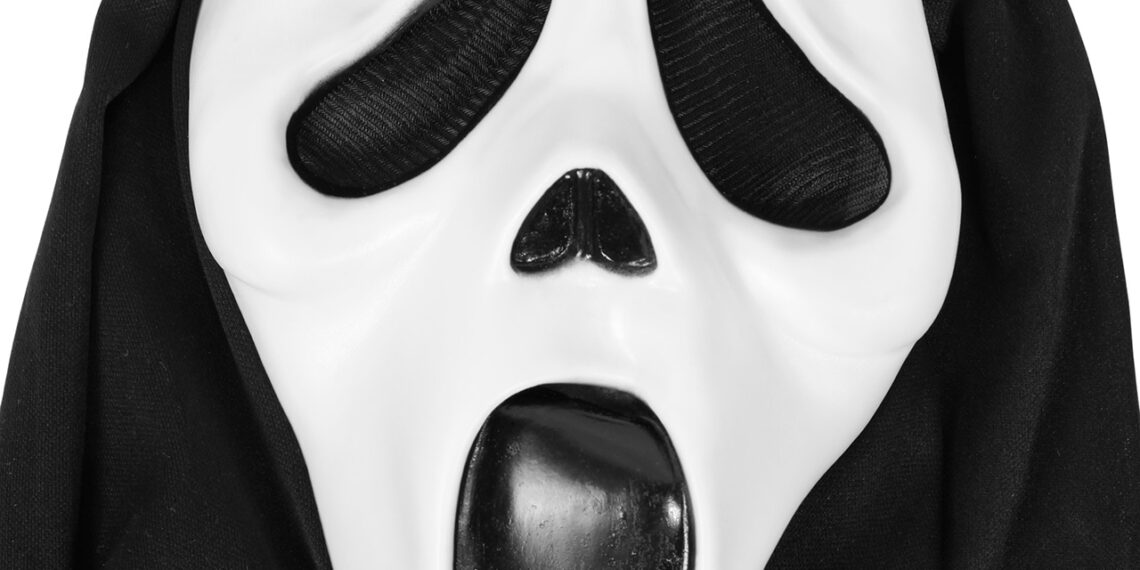 Person in ‘Scream’ costume frightens California community, prompts multiple 9-1-1 calls