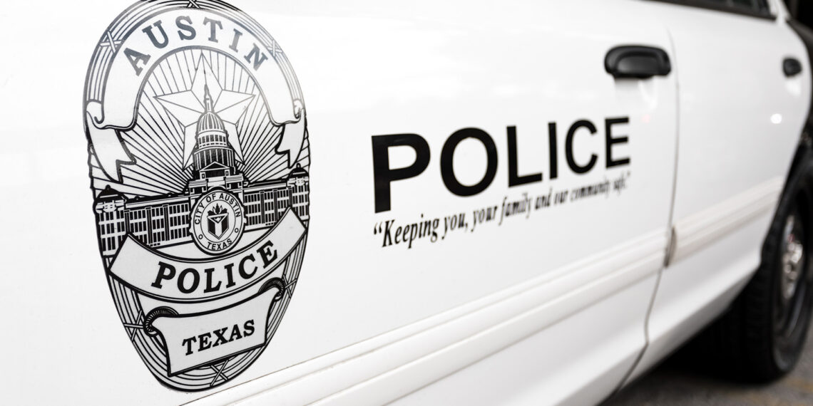 Austin Police sergeants work overtime on emergency dispatch to fill vacancies
