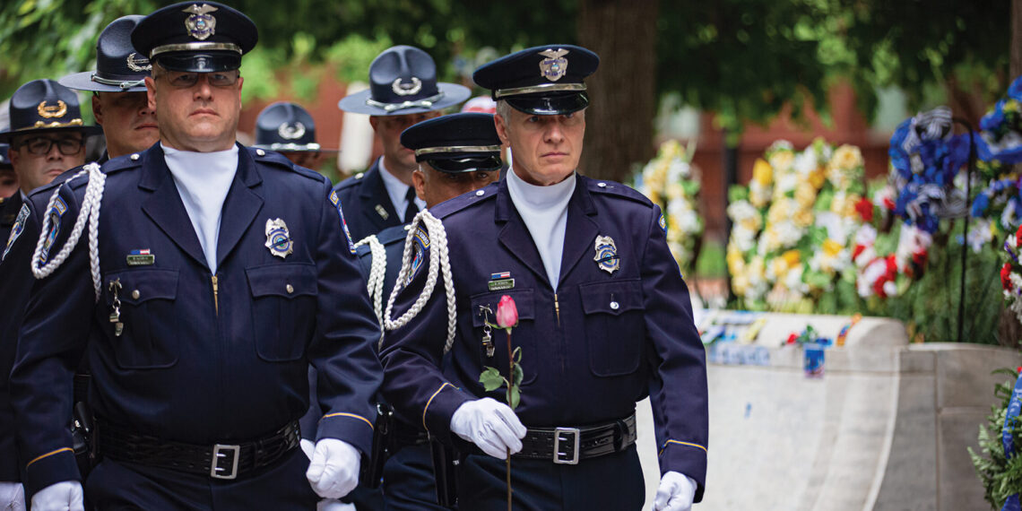 Choosing to serve - American Police Beat Magazine
