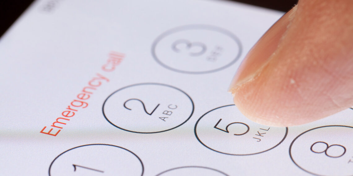 Spike in accidental 9-1-1 hang-up calls overwhelming emergency services in Wisconsin