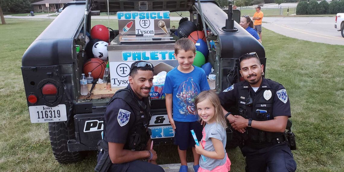 Iowa police department’s “YumVee” delivers cool treats to the community