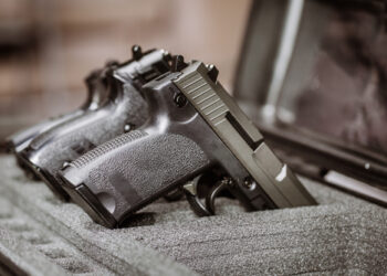 guns