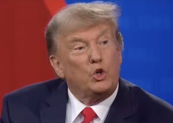 Attacks Fox News Ahead of GOP Debate, Demands Republicans 'Get Smarter' to Defend Him