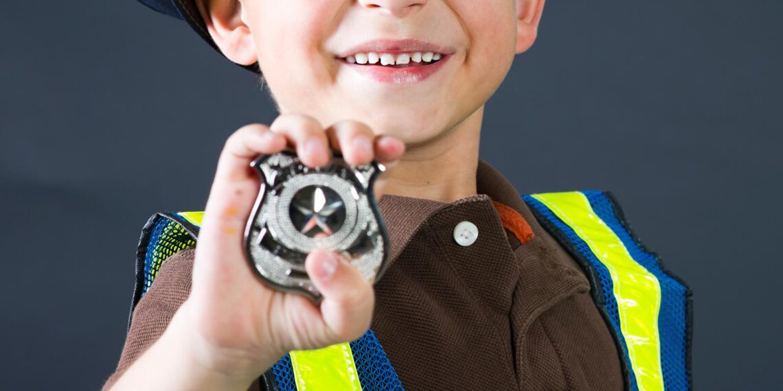 Aspiring young police officer wins hearts at Pembroke Pines Police Department