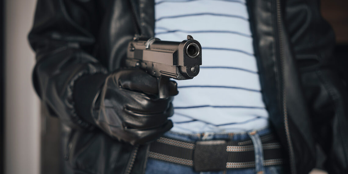Univision Chicago TV crew reporting on armed robberies held at gunpoint
