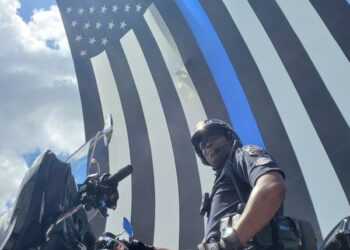 After Ill. college considers thin blue line flag removal, PD official threatens to pull academy support