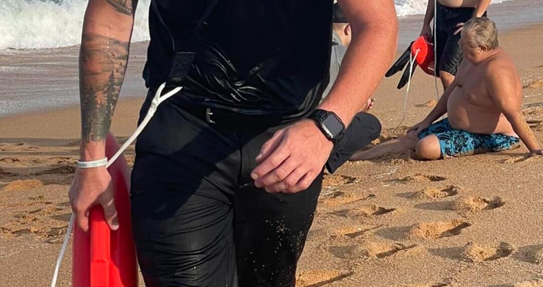 Heroic Florida police officer rescues swimmers caught in rip current
