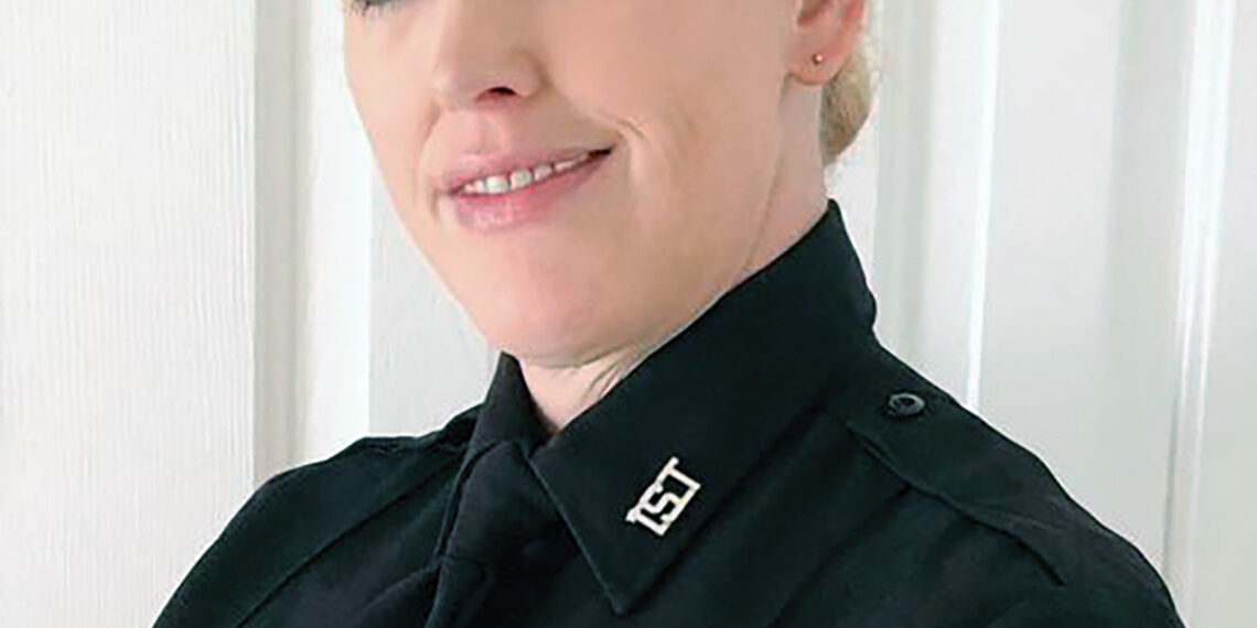 Virginia police officer battles lung cancer