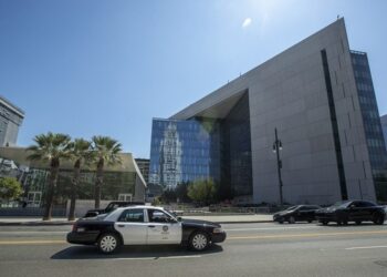 LAPD investigating after officer allegedly ignored day laborers' report of bags full of body parts