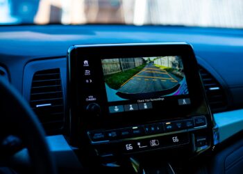 Should New Cars Come With Intelligent Speed Assistance Tech?