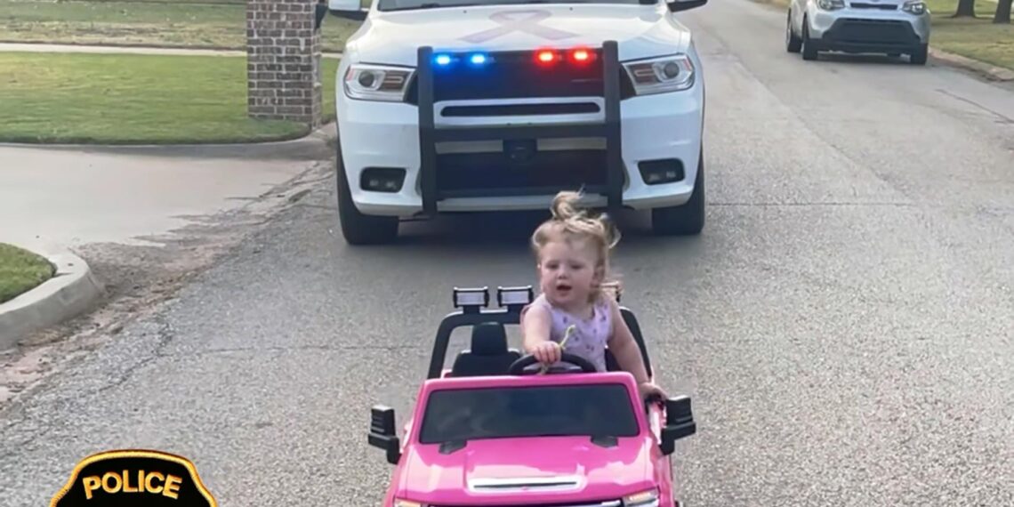 Toddler “speedster" pulled over by Florida police