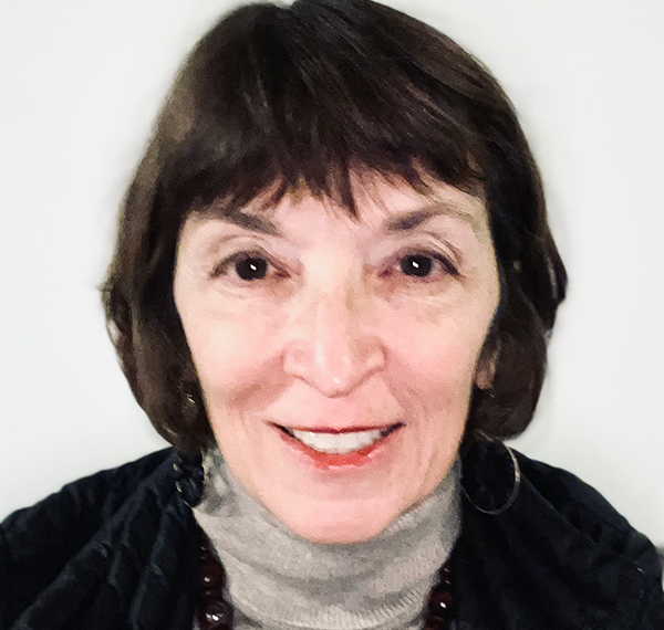 <p>Julianne Hill</p>

