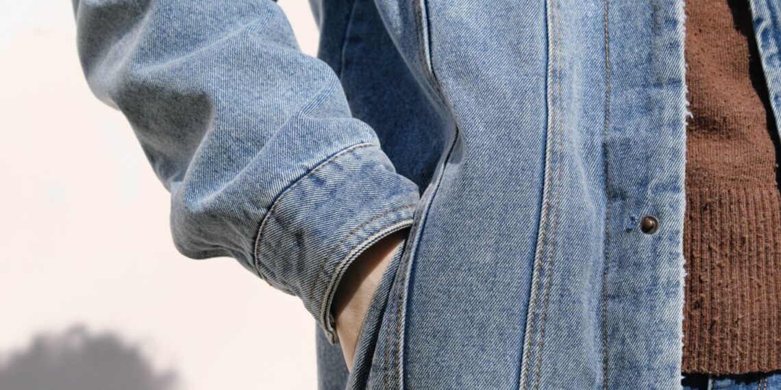 Heavy load in pocket (and other factors) did not justify frisk