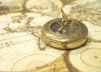 Navigating the Law Enforcement Leadership Labyrinth – Law Officer