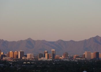 Phoenix police officers looking to flee if the DOJ takes over – Law Officer