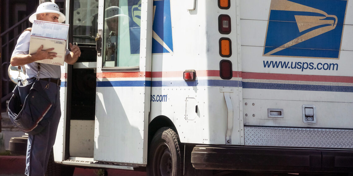 Delivery drivers at risk as robberies and carjackings surge during holiday season