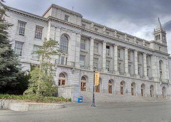 Berkeley Law hosts training for how to prosecute cops – Law Officer