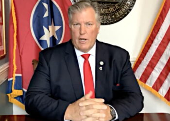 Vaccine-Laced Lettuce and Tomatoes? Tennessee GOP Lawmaker Worried