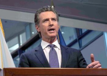 California governor deploys additional law enforcement personnel to combat rising crime in Oakland