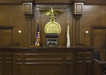 Only 1 out of 5 defendants in this Mississippi county get court-appointed lawyers before indictment