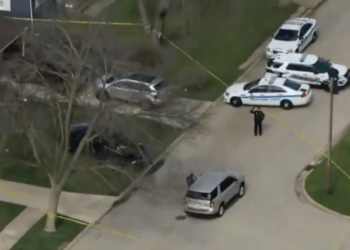 Knife-wielding man on stabbing spree leaves 4 dead, 5 injured in Illinois neighborhood – Law Officer