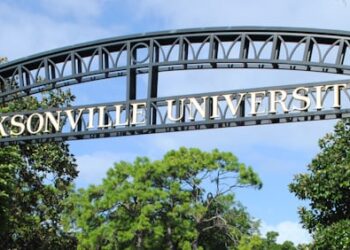 Jacksonville University Florida Wikimedia Commons_800px