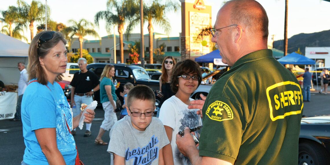 More effective police–community relations - American Police Beat Magazine