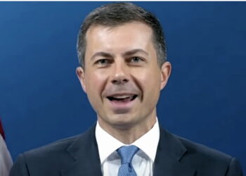 Buttigieg's GOP Roast Ruffles CNBC Host