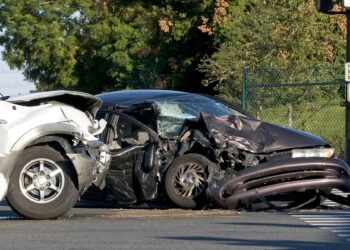 Two 16-Year-Olds Perish in Car Crash