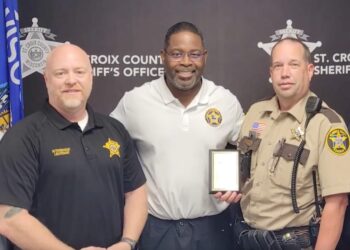 Videographer travels the country honoring fallen officers, fighting false narratives – Law Officer