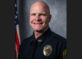 Mo. officer, court employee killed trying to serve eviction notice