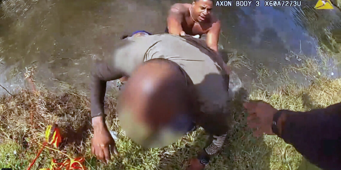 Florida hero: Officer saves two from submerged car in canal crash