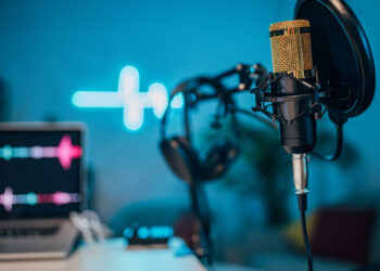 High school student launches podcast to foster trust between law enforcement and community