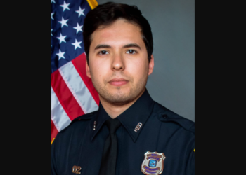 Tenn. officer killed, 2 others wounded in shootout